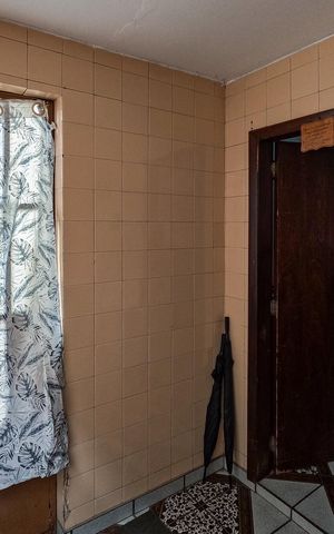 Casa à venda com 380m², 2 quartos e 1 vaga Casa à venda com 380m², 2 quartos e 1 vagaÁrea de Serviço