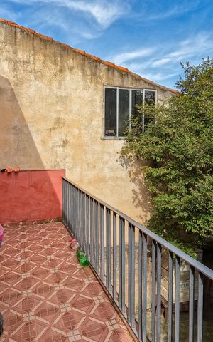 Casa à venda com 380m², 2 quartos e 1 vaga Casa à venda com 380m², 2 quartos e 1 vagaÁrea Externa