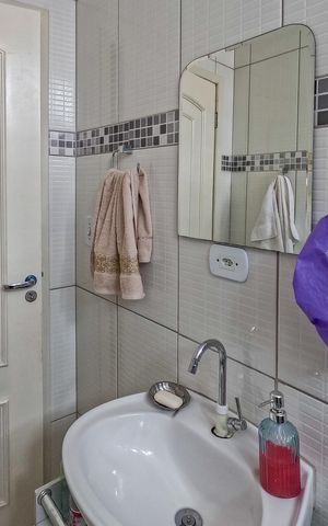 Casa para alugar com 286m², 3 quartos e 4 vagas Casa para alugar com 286m², 3 quartos e 4 vagasBanheiro do Quarto 2