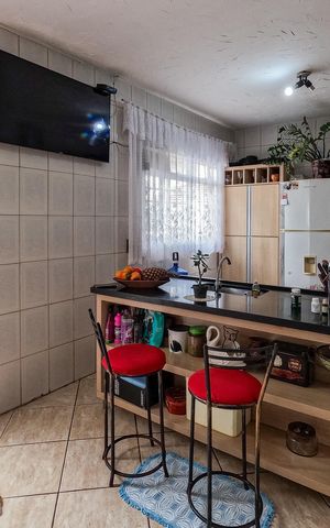 Casa para alugar com 286m², 3 quartos e 4 vagas Casa para alugar com 286m², 3 quartos e 4 vagasCozinha