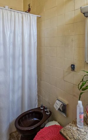 Casa para alugar com 286m², 3 quartos e 4 vagas Casa para alugar com 286m², 3 quartos e 4 vagasBanheiro Social