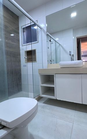 Casa de condomínio para alugar com 200m², 3 quartos e 1 vagaSuíte 1 - Banheiro
