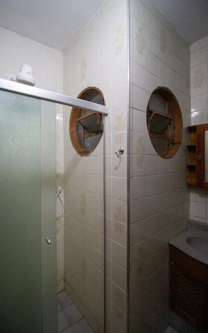 Casa à venda com 121m², 3 quartos e 2 vagas Casa à venda com 121m², 3 quartos e 2 vagasBanheiro 2