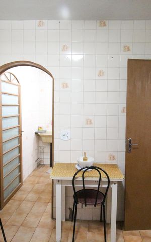 Casa à venda com 121m², 3 quartos e 2 vagas Casa à venda com 121m², 3 quartos e 2 vagasCozinha
