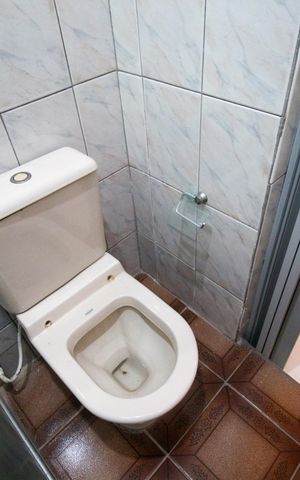Casa à venda com 121m², 3 quartos e 2 vagas Casa à venda com 121m², 3 quartos e 2 vagasBanheiro