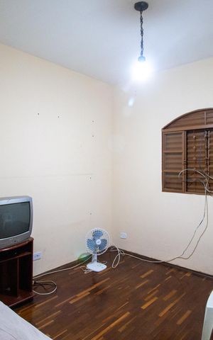 Casa à venda com 121m², 3 quartos e 2 vagas Casa à venda com 121m², 3 quartos e 2 vagasQuarto 1