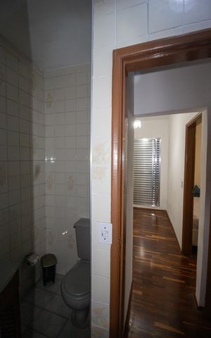 Casa à venda com 121m², 3 quartos e 2 vagas Casa à venda com 121m², 3 quartos e 2 vagasBanheiro 2