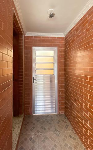 Casa à venda com 90m², 3 quartos e 2 vagas Casa à venda com 90m², 3 quartos e 2 vagasÁrea comum