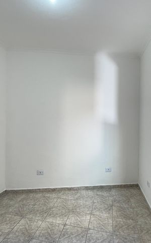 Casa à venda com 90m², 3 quartos e 2 vagas Casa à venda com 90m², 3 quartos e 2 vagasQuarto de Serviço