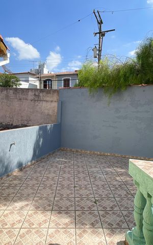 Casa à venda com 90m², 3 quartos e 2 vagas Casa à venda com 90m², 3 quartos e 2 vagasVaranda do Quarto 2