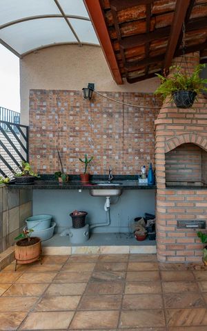 Apartamento à venda com 170m², 3 quartos e 1 vaga Apartamento à venda com 170m², 3 quartos e 1 vagaVaranda gourmet