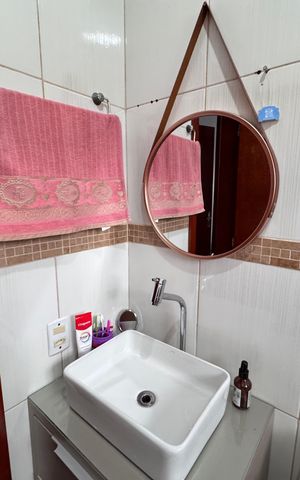 Casa à venda com 75m², 3 quartos e 3 vagas Casa à venda com 75m², 3 quartos e 3 vagasBanheiro