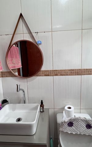 Casa à venda com 75m², 3 quartos e 3 vagas Casa à venda com 75m², 3 quartos e 3 vagasBanheiro