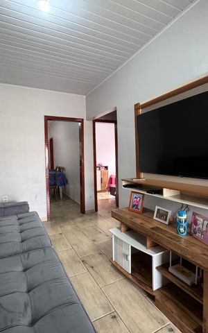 Casa à venda com 75m², 3 quartos e 3 vagas Casa à venda com 75m², 3 quartos e 3 vagasSala