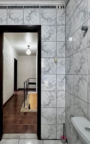 Casa à venda com 190m², 2 quartos e 1 vagaBanheiro Social