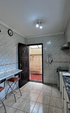Casa à venda com 190m², 2 quartos e 1 vagaCozinha