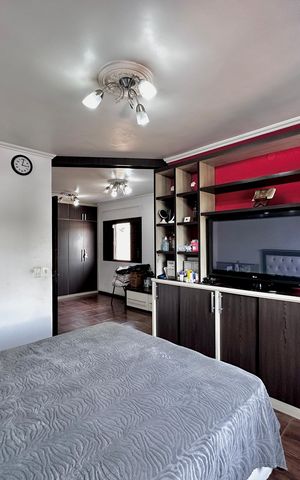 Casa à venda com 190m², 2 quartos e 1 vagaSuíte