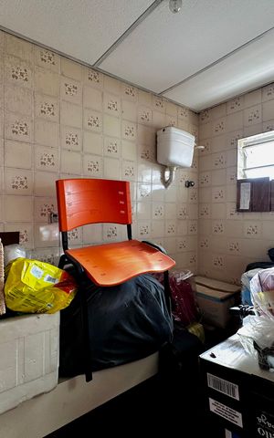 Casa à venda com 190m², 2 quartos e 1 vagaQuarto Edícula