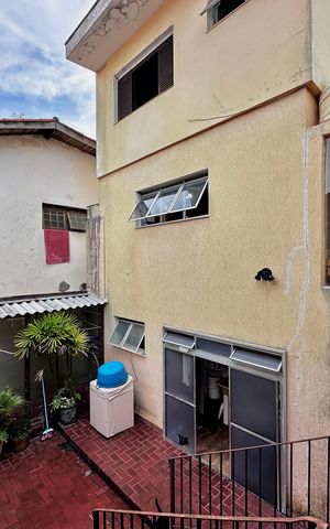 Casa à venda com 190m², 2 quartos e 1 vagaÁrea comum