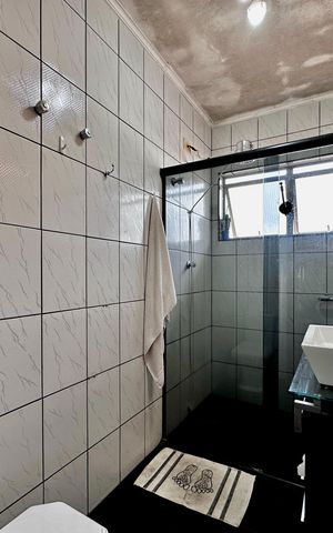 Casa à venda com 190m², 2 quartos e 1 vagaBanheiro Suíte