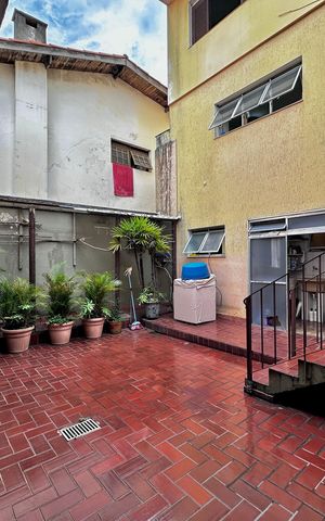 Casa à venda com 190m², 2 quartos e 1 vagaÁrea comum