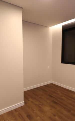Casa de condomínio para alugar com 370m², 6 quartos e 4 vagasSuíte 4