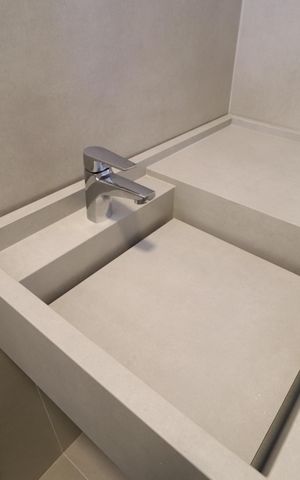 Casa de condomínio para alugar com 370m², 6 quartos e 4 vagasBanheiro Social