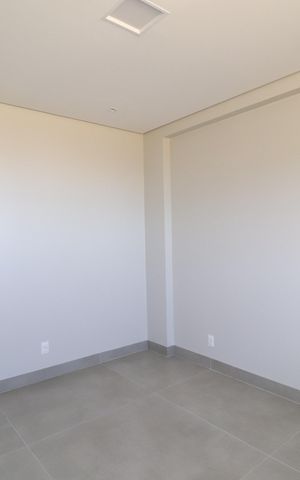 Casa de condomínio para alugar com 370m², 6 quartos e 4 vagasQuarto 1