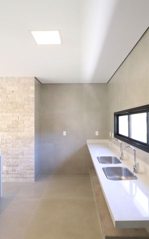 Casa de condomínio para alugar com 370m², 6 quartos e 4 vagasCozinha