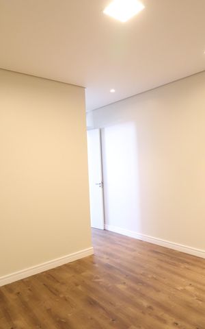 Casa de condomínio para alugar com 370m², 6 quartos e 4 vagas Suíte 2