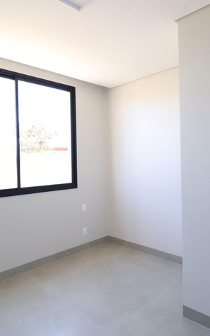 Casa de condomínio para alugar com 370m², 6 quartos e 4 vagasQuarto 2
