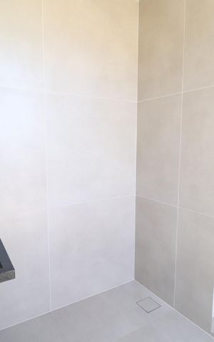 Casa de condomínio para alugar com 370m², 6 quartos e 4 vagasÁrea de Serviço