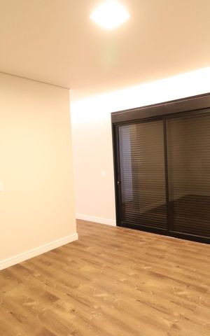 Casa de condomínio para alugar com 370m², 6 quartos e 4 vagasSuíte 1