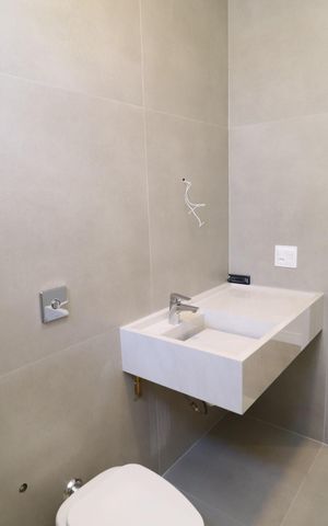 Casa de condomínio para alugar com 370m², 6 quartos e 4 vagasBanheiro  Suíte 2