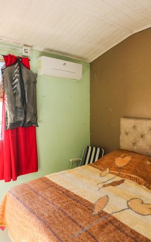 Casa de condomínio à venda com 45m², 2 quartos e sem vaga Casa de condomínio à venda com 45m², 2 quartos e sem vagaQuarto 1
