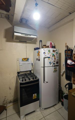 Casa de condomínio à venda com 45m², 2 quartos e sem vaga Casa de condomínio à venda com 45m², 2 quartos e sem vagaCozinha