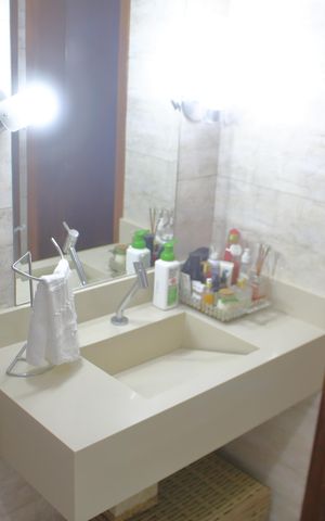 Casa à venda com 200m², 3 quartos e 2 vagasBanheiro Social