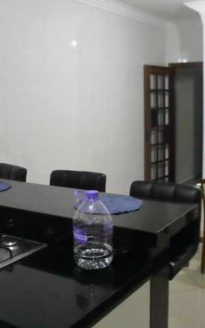 Casa à venda com 200m², 3 quartos e 2 vagasCozinha