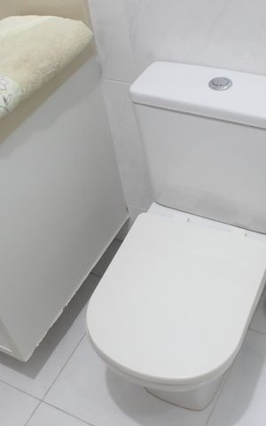 Casa à venda com 200m², 3 quartos e 2 vagasBanheiro/Suíte 1