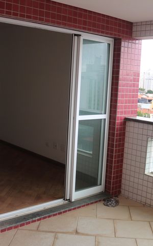 Apartamento à venda com 168m², 3 quartos e 5 vagasVaranda
