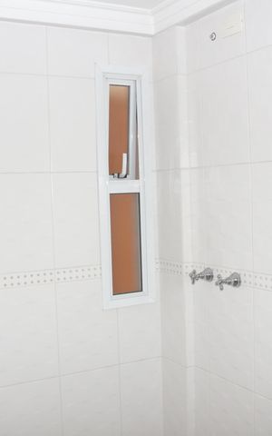 Apartamento à venda com 168m², 3 quartos e 5 vagasBanheiro da Suíte 2