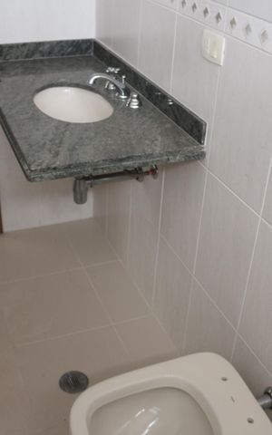 Apartamento à venda com 168m², 3 quartos e 5 vagasBanheiro da Suíte 1