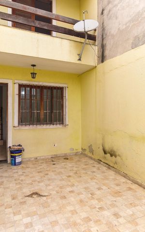 Casa à venda com 94m², 2 quartos e 1 vaga Casa à venda com 94m², 2 quartos e 1 vagaGaragem