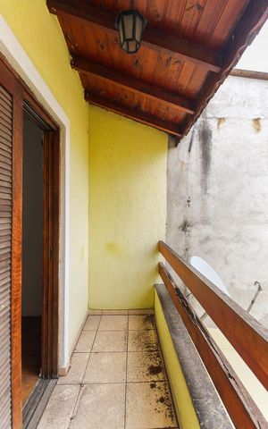 Casa à venda com 94m², 2 quartos e 1 vaga Casa à venda com 94m², 2 quartos e 1 vagaVaranda do Quarto 2