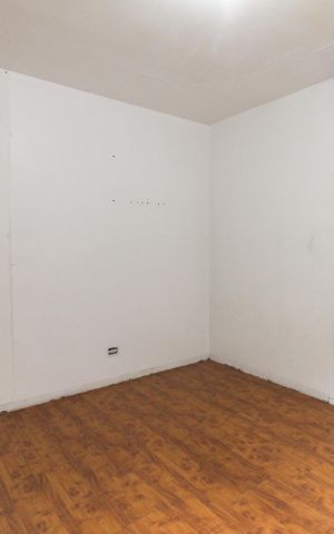 Casa à venda com 94m², 2 quartos e 1 vaga Casa à venda com 94m², 2 quartos e 1 vagaQuarto 1