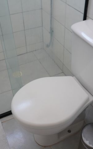 Apartamento à venda com 81m², 3 quartos e 2 vagasBanheiro da Suíte