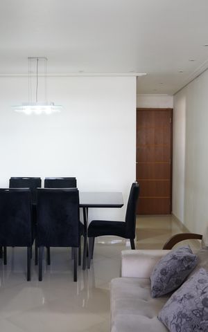 Apartamento à venda com 81m², 3 quartos e 2 vagasSala