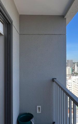 Studio para alugar com 37m², 1 quarto e sem vaga Studio para alugar com 37m², 1 quarto e sem vagaSacada