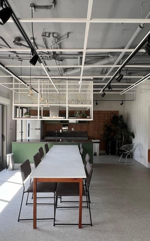 Studio para alugar com 37m², 1 quarto e sem vaga Studio para alugar com 37m², 1 quarto e sem vagaÁrea comum - Salão de festas
