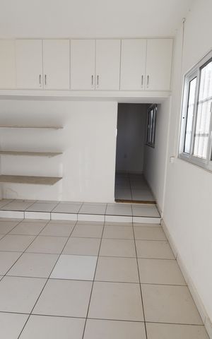 Casa à venda com 152m², 3 quartos e 3 vagasQuarto de Serviço